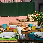 Apartment Hip Tailor Made Flat In Bairro Alto