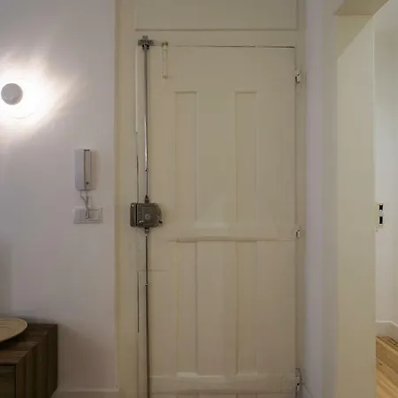 Hip Tailor Made Flat In Bairro Alto * Lisbon