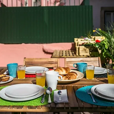 Apartment Hip Tailor Made Flat In Bairro Alto